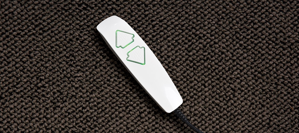 5300 Domain Iron Lift Chair