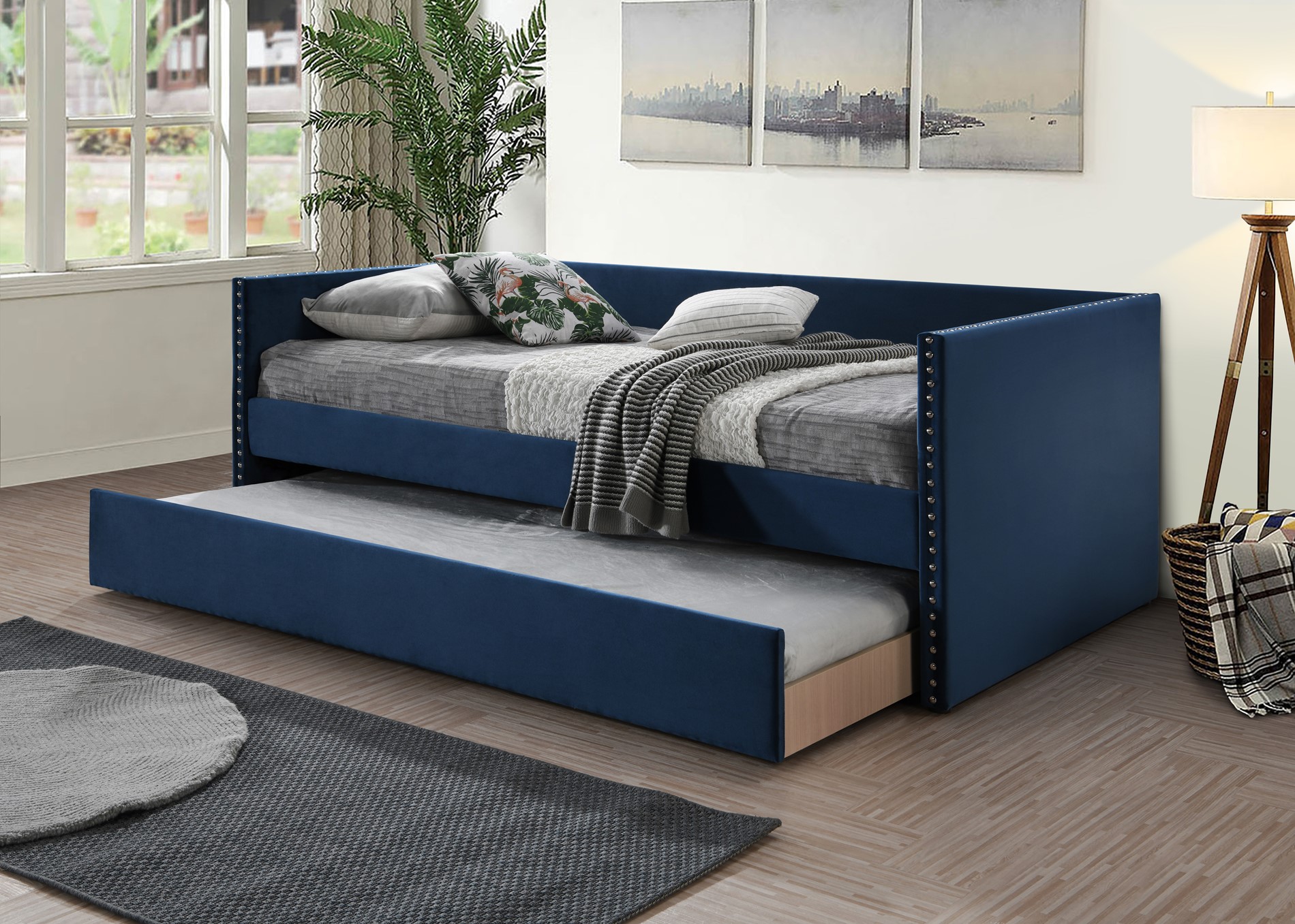 Sadie Royal Blue - Click Image to Close