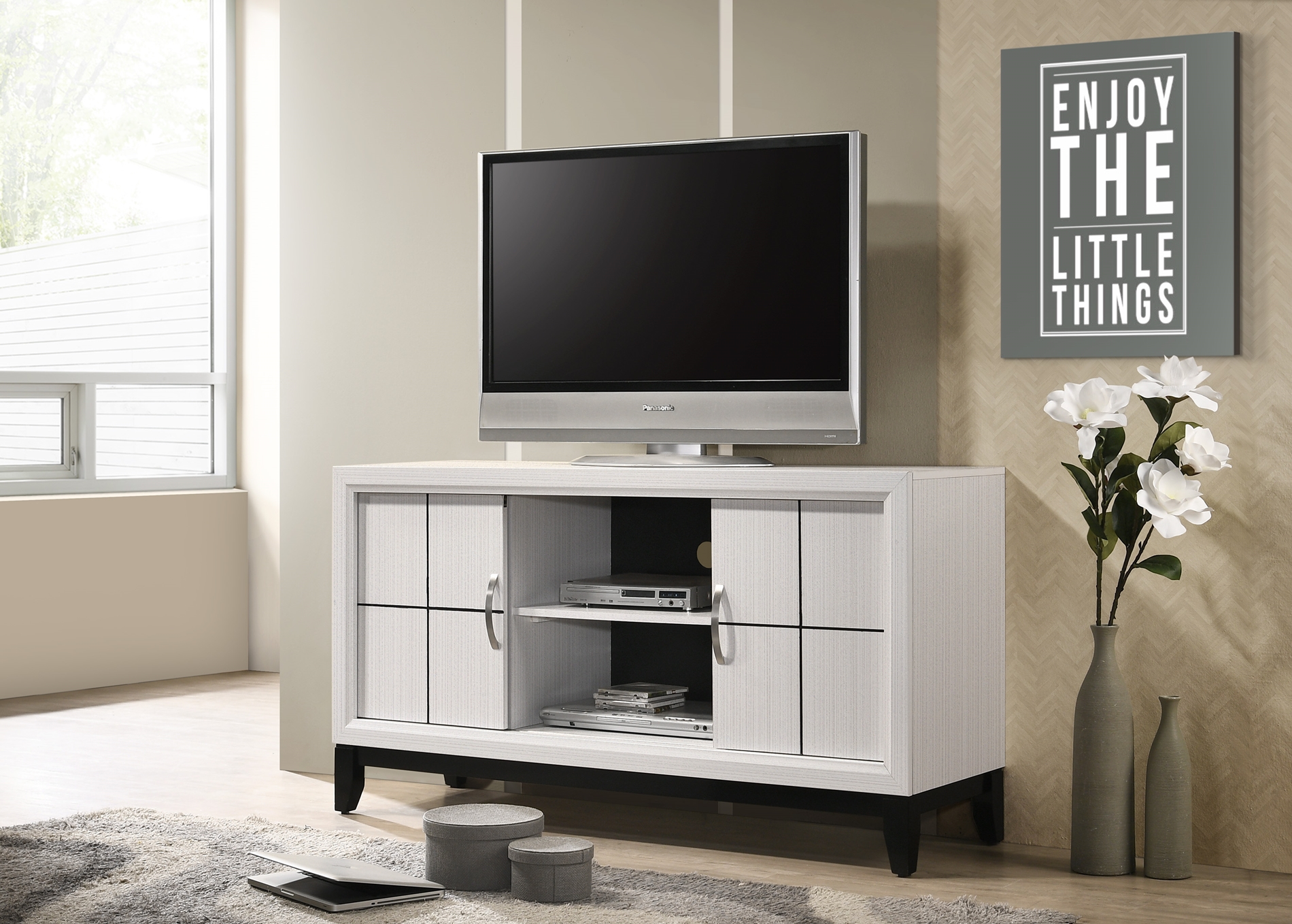 Akerson TV Stand Chalk - Click Image to Close